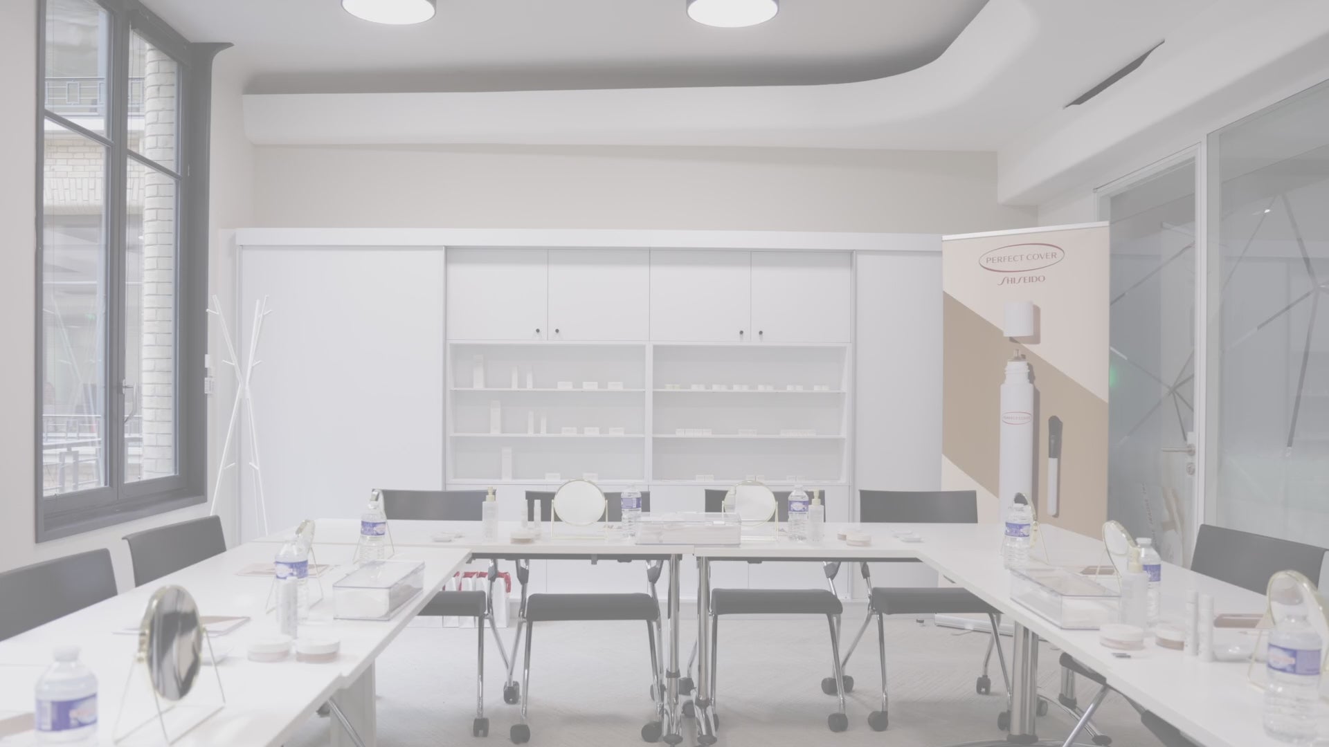 Charger la vidéo : Atelier maquillage vitiligo Perfect Cover